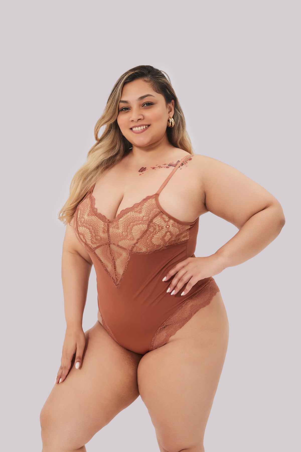 Confaty Rosaline – Lace Shapewear Bodysuit