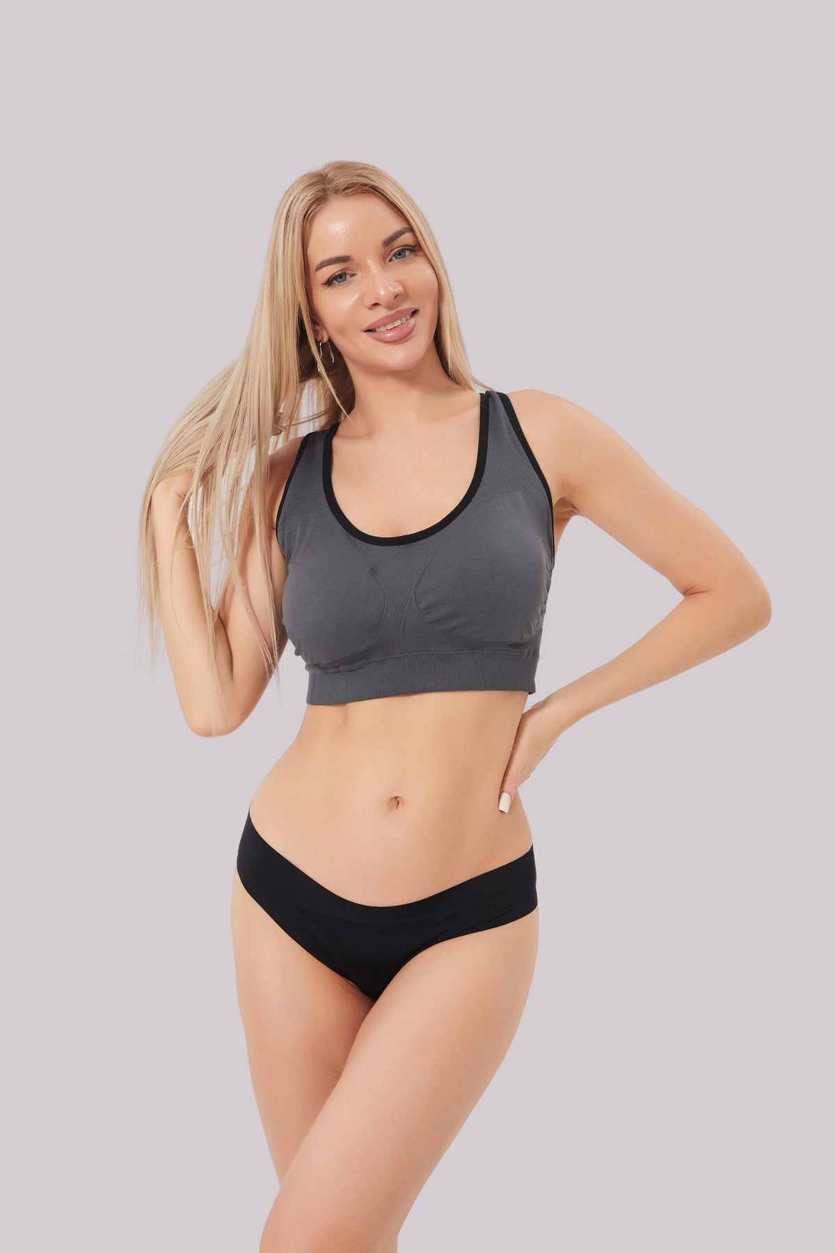 Confaty Luna – Racerback Sports Bra